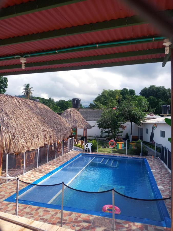 Hostal La Sierra Nevada Palomino Zewnętrze zdjęcie
